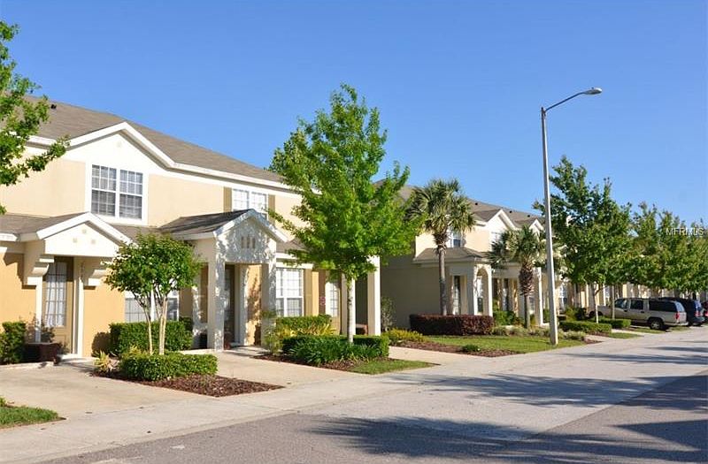 1st image of 2517 Maneshaw Ln