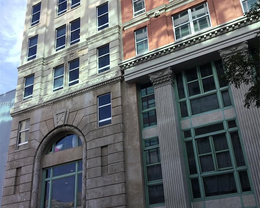 1st image of 111 E Flagler St APT 1410