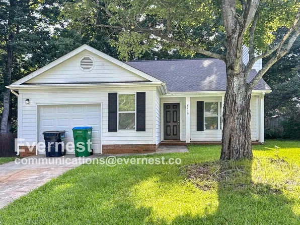8419 Milton Morris Dr, Charlotte, NC 28227
