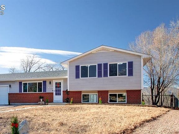 2nd image of 206 Cielo Vista St