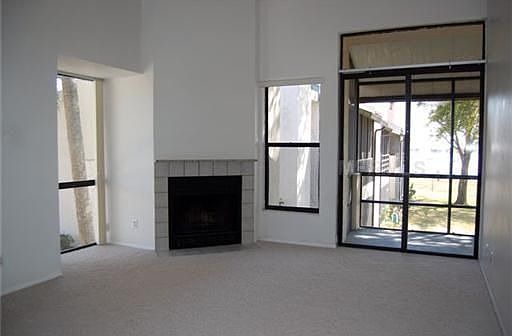 3rd image of 208 Laurel Cove Way