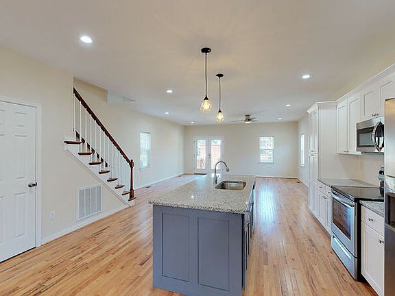 5th image of 617 W 21st St