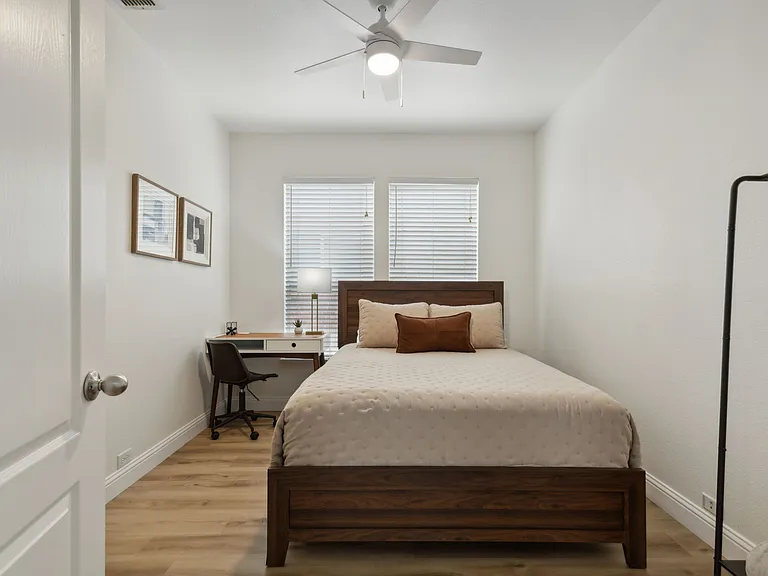 8824 Tyler Dr — Photo 14