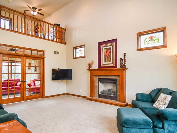 5th image of 224 Oak Water Ct