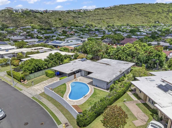 217 Nenue St, Honolulu, HI 96821