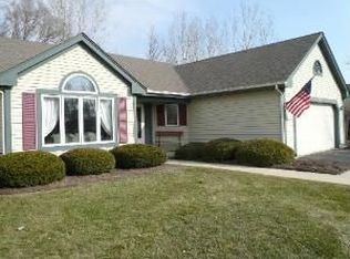 140 Fernwood Rd, Montgomery, IL 60538