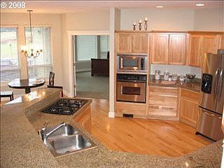 4th image of 1810 E Bartlett Ct
