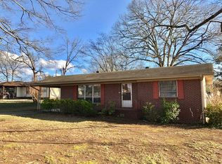 112 Meadowood Ave, Bessemer, AL 35023