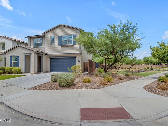 3rd image of 1306 W COYOTE Drive