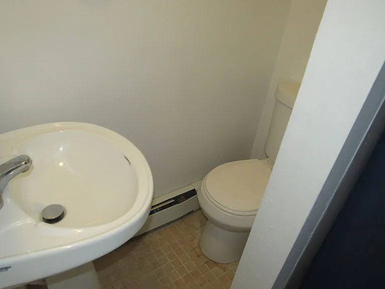 933 Ocean Blvd #17 — Photo 7