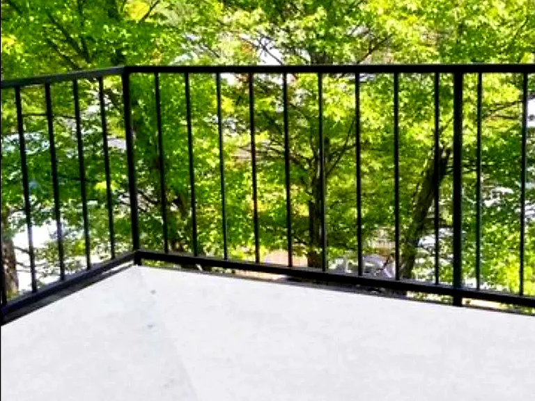 8th Street Court Apartments — Photo 16