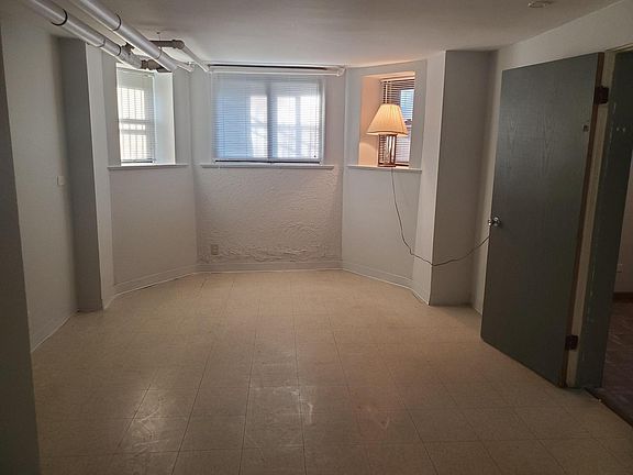 5th image of 1941 N Central Park Ave #Basement