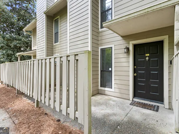 107 River Mill Cir, Roswell, GA 30075