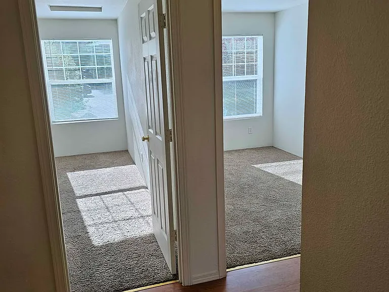 1843 SW Hungry Hill Dr — Photo 10