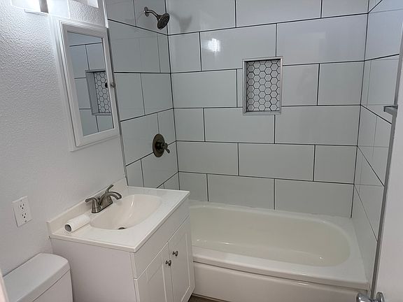 4th image of 100 E Center St #104