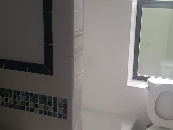 4th image of 8912 102nd St