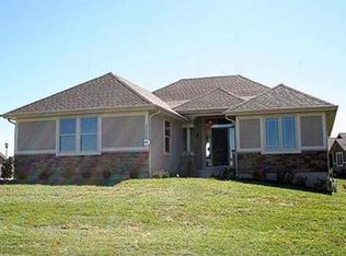 21575 W 177th Ter, Olathe, KS 66062