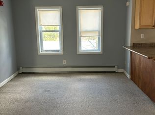 5 Zoar Ave APT 3, Chicopee, MA 01020