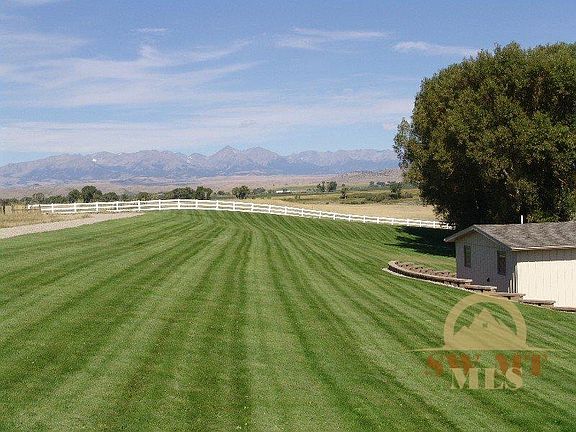 3rd image of 57 Yellowstone River Ln