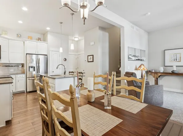 2417 Trio Falls Dr, Loveland, CO 80538