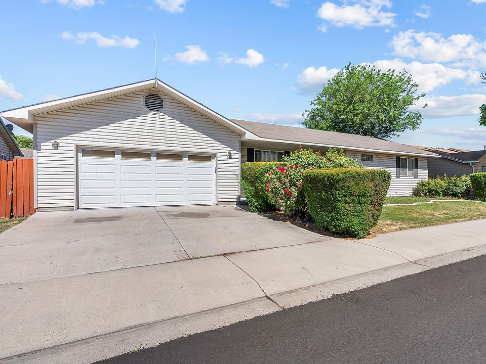 1st image of 571 E Greenfield Cir