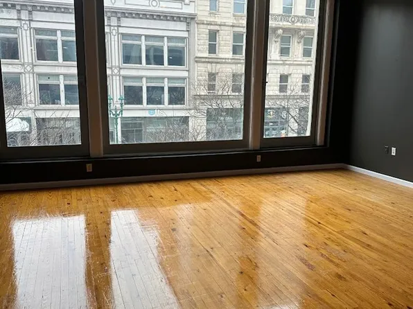 HUGE Downtown Loft 2 Bedrooms, 2 Bathrooms in Syracuse, 319 S Salina St APT 2, Syracuse, NY 13202