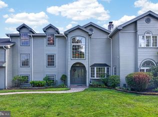 1364 College Hill Dr, Cheyney, PA 19319