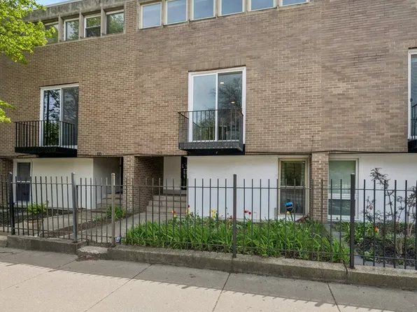 1313 E 55th St, Chicago, IL 60637