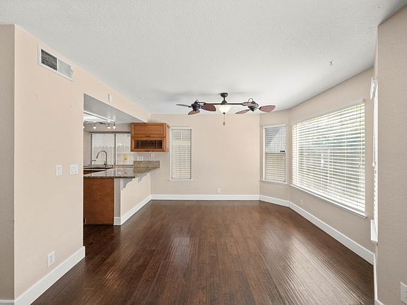 5th image of 4774 Camino Royale Dr