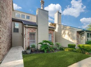 952 Memorial Village Dr #82, Houston, TX 77024