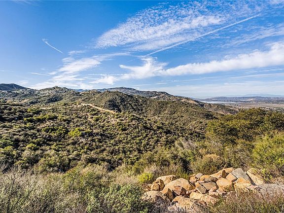 2nd image of 28 Via Vista Grande Lot 28