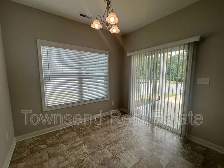 2513 Owlands Ct — Photo 9