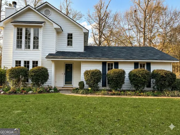 411 Fawnbrook Cir, Griffin, GA 30223
