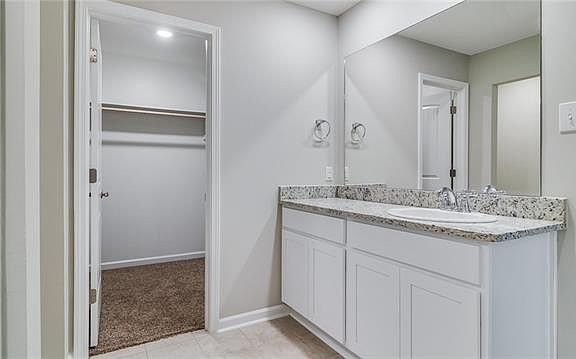 4th image of 2246 Savannah Lakes Dr