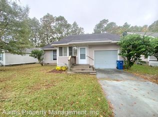 6813 Torrance Ln, Fayetteville, NC 28314