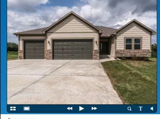 816 W Jack St, Lone Jack, MO 64086
