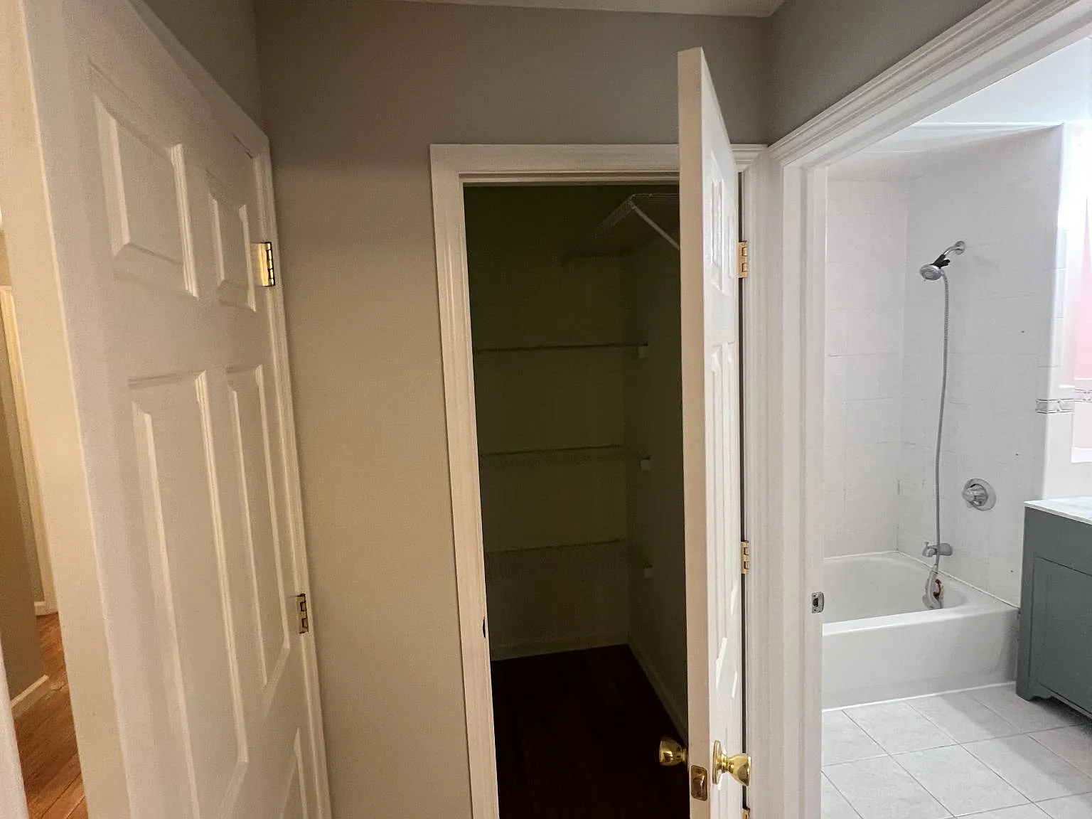 2 bed, 1206 sqft, $3,400 — Photo 4