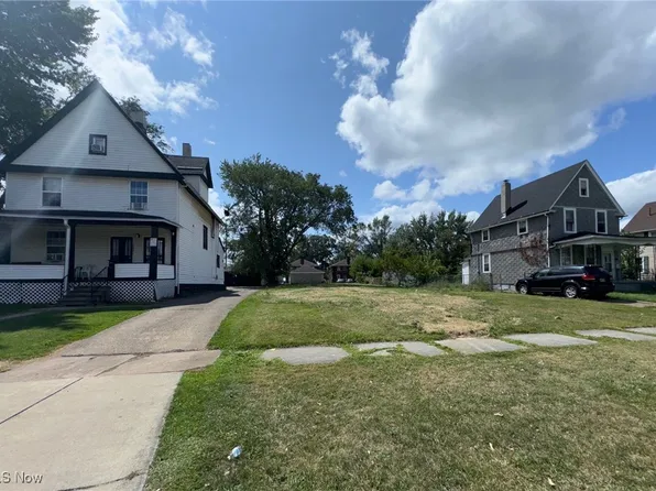 1886 E 30th St, Lorain, OH 44055