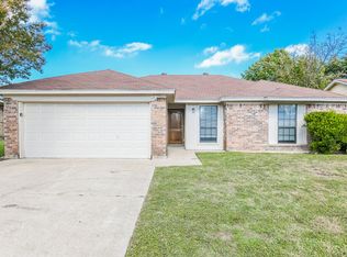 6409 Kary Lynn Dr N, Watauga, TX 76148