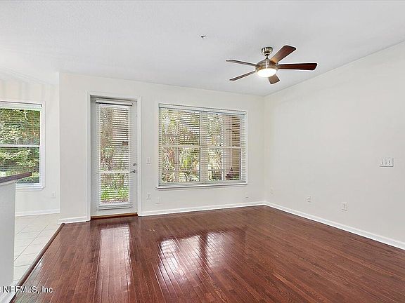 3rd image of 13364 BEACH Boulevard #808