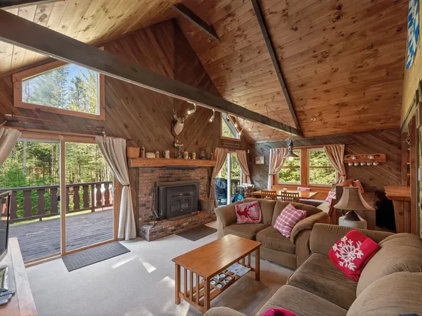 48 Upper Highlands Loop, Dover, VT 05356
