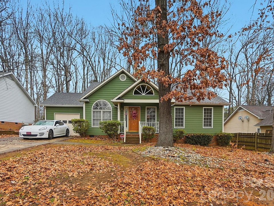 1st image of 2523 Amber Creste Ln #11
