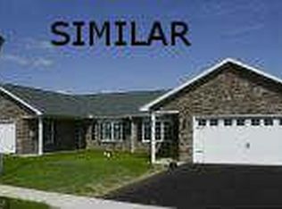 189 Tucker Dr, Chambersburg, PA 17201