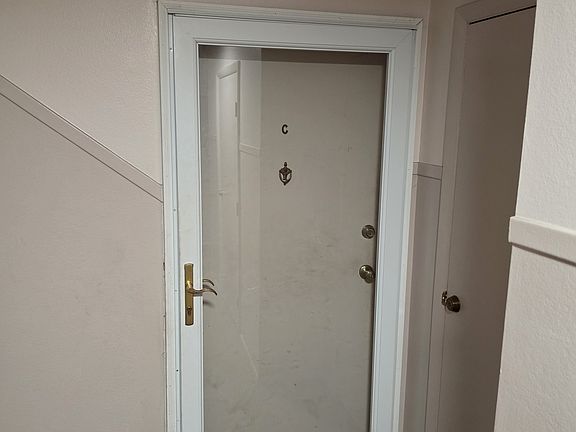 2nd image of 3036 Lake Shore Dr Unit C