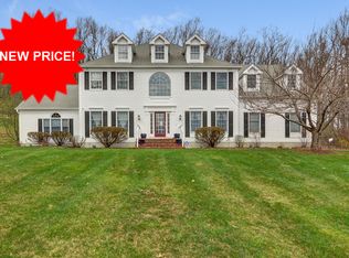 12 White Oak Dr, Asbury, NJ 08802