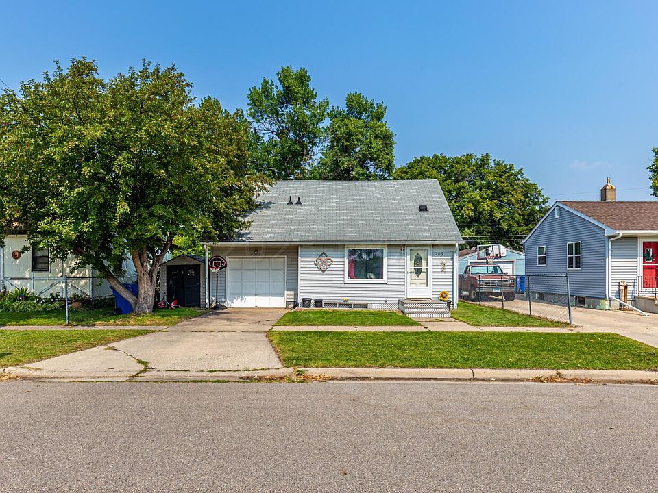 209 2nd Ave SW, Dilworth, MN 56529 Zillow