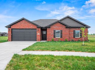 227 Navajo Dr, Richmond, KY 40475