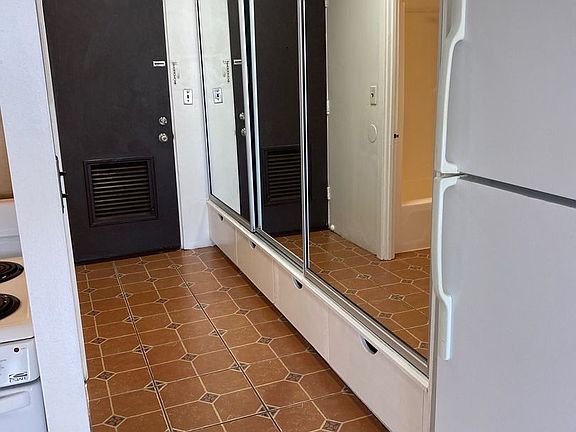 3rd image of 747 Amana St APT 917
