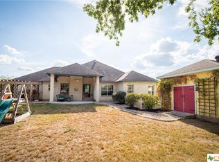 1161 Loma Verde Dr, New Braunfels, TX 78130
