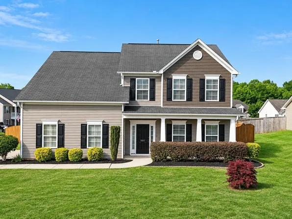 505 Goldstone Ln, Boiling Springs, SC 29316
